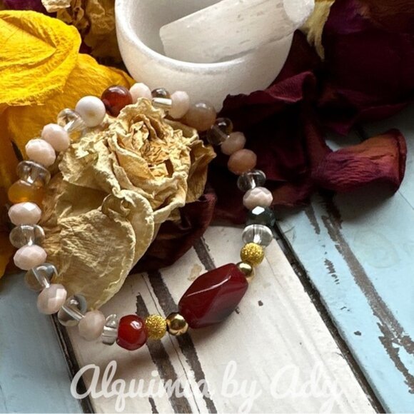 Alquimia Jewelry - Carnelian and crystals statement bracelet